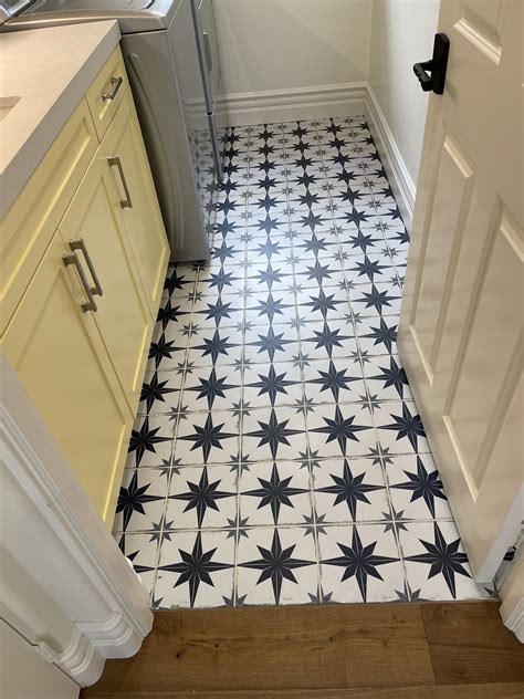 Pin by Gretchen Pagnotta on Bathrooms | Dream laundry room, Bathroom ...