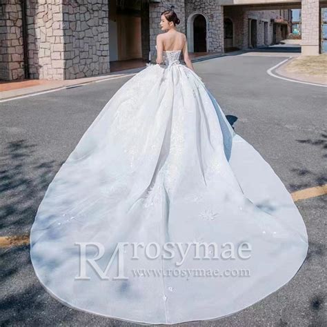Big Poofy Wedding Dresses With Bling