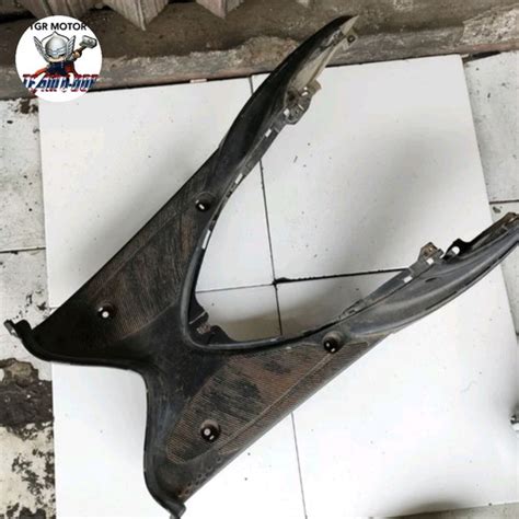 Jual cover dek bordes lantai pijakan lantai original yamaha fino 1ub ...