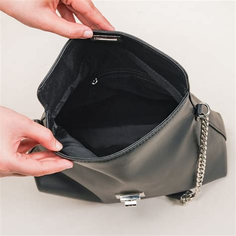 Sleek Black Shoulder Bag For Women Online - Premium Shoulder Bag | Nestasia