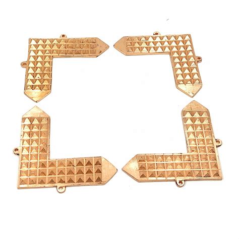 Copper Corner Angle: Correct Vastu Defects! – plusvalueindia