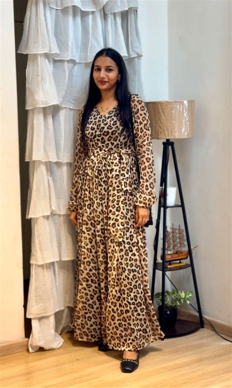 Dresses/Gowns – Merakibyanchal