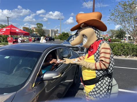 Texas Roadhouse offers free meal vouchers to St. George veterans and ...