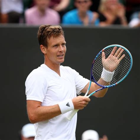 Venus Williams and Angelique Kerber progress to Wimbledon semi-finals ...