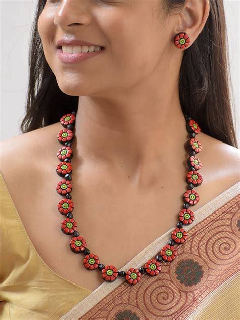 Handcrafted Red Floral Terracotta Jewellery Set with Black Beads ...