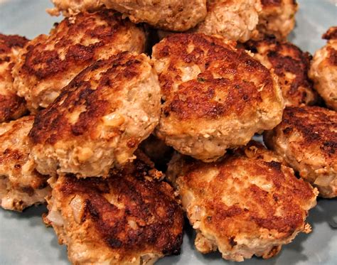 Mini Turkey Meatloaf Patties - Step by step instruction at ...