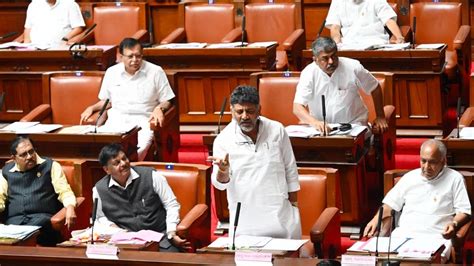 கர்நாடகாவில் புதிய சட்ட திருத்தத்தால் சர்ச்சை: இந்து கோயில்களுக்கு 10 ...