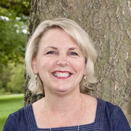 Amazon.in: Maribeth Boelts: books, biography, latest update