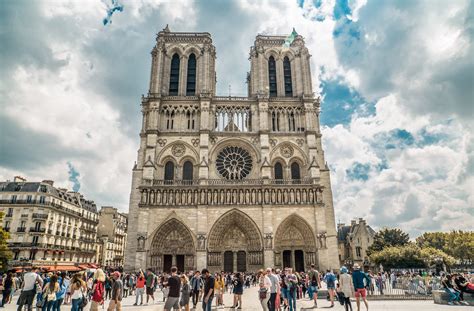 巴黎圣母院——文学与建筑的最美辉映