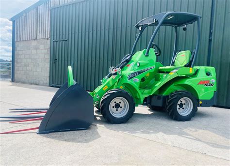 Avant Loader Review 的图像结果