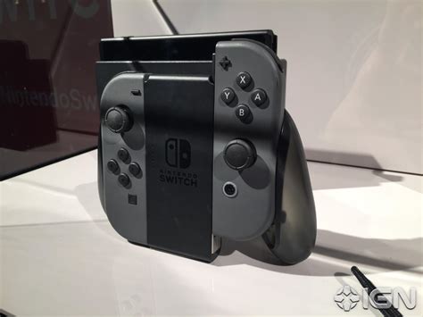 Slideshow: Close-Up Pictures of Nintendo Switch