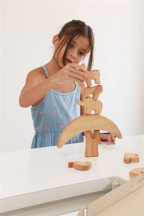 Cultivating Concentration: How Puzzle Play with Wooden Toys Sharpens F ...