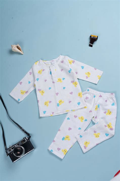 Little Bunny | Baby Clothings Store