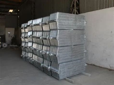 Manufacturer of Flange Radiators by Lexmark Radiators Private Limited ...