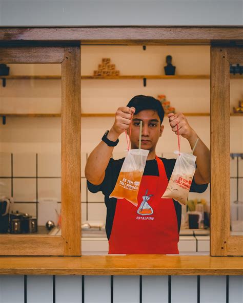 Es Teh Tali Pinggir Cimahi Harga Menu, Daya Tarik & Lokasi - Madhang