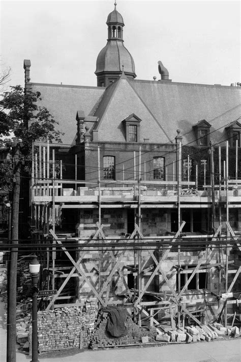 The Builder Book: Carpenters, Masons and Contractors in Historic New ...