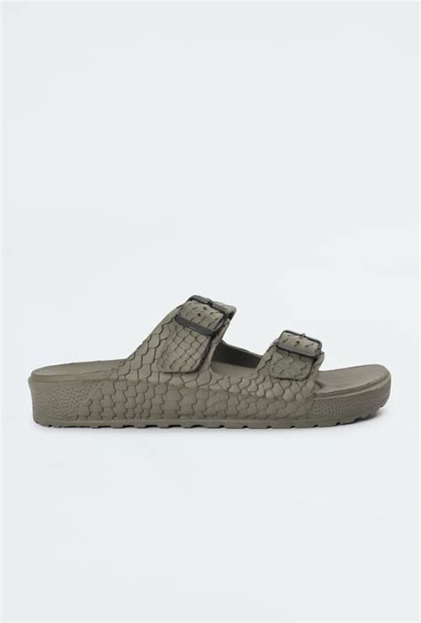 Men's Sandals: Buy Men's Flip FLops Online | Max Fashion