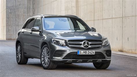 2016 Mercedes-Benz GLC-Class GLC 350e 4MATIC EDITION 1 (Selenite Grey, AMG Line) - Front | Caricos