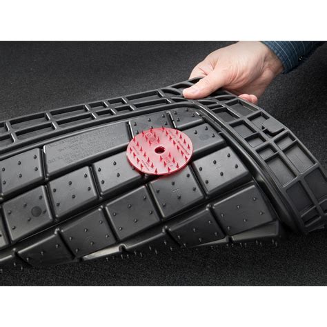 Weathertech Black Universal Floor Mat Set 11AVMSBHD | AutoZone