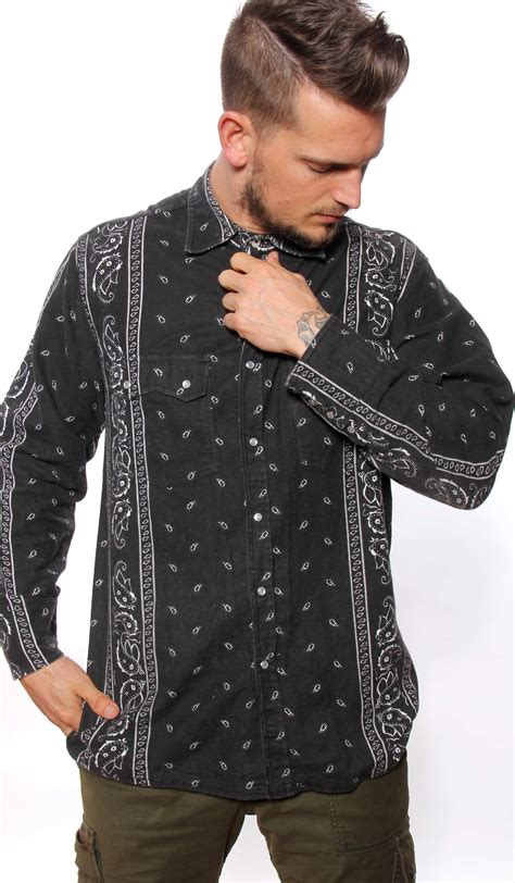 Vintage Black Cotton Bandana Print Shirt $45 | Menswear, Printed shirts ...