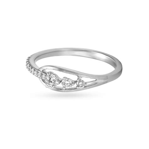 Spellbinding White Platinum Finger Ring