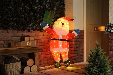 Energy-efficient Christmas lights? Switch to LED | Lightbulbs Direct