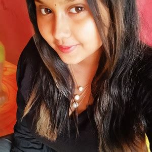 Riya - English teacher in Kolkata - ₹900/h