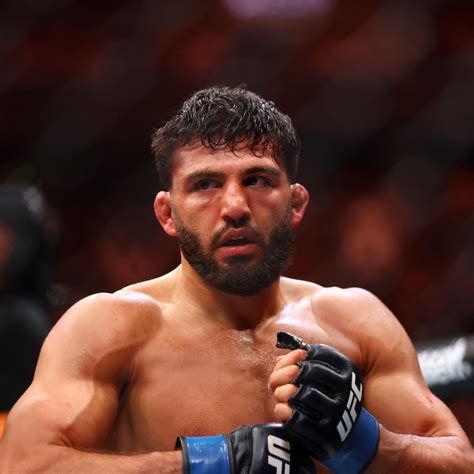 Dana White: Arman Tsarukyan Will Not Get Next UFC Lightweight Title ...