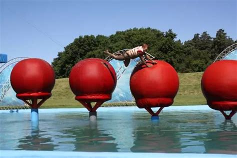 Wipeout Contestant Dies After Obstacle Course