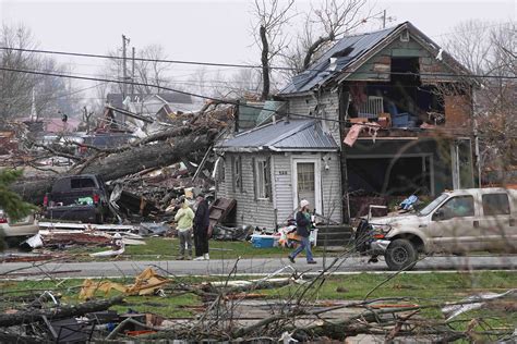 Ohio tornadoes confirmed as Indian Lake in Logan County, Ohio recovers
