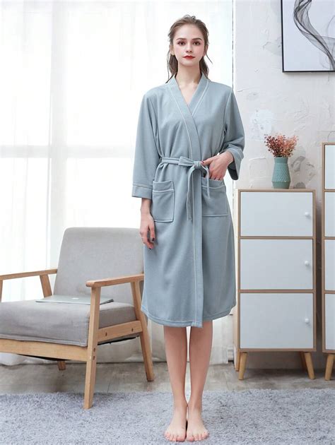 1pc Medium Thickness Bathrobe For All Seasons, Made By High Density ...