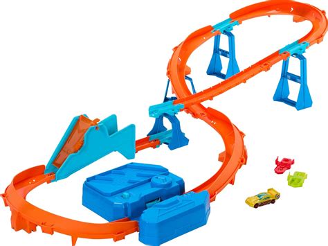 Hot Wheels Toy Car Track Set, Deluxe Building Box with Motorized ...
