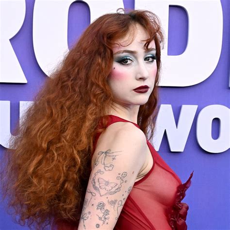 2025 Grammys Best New Artist Nominees: Sabrina Carpenter, Chappell Roan ...