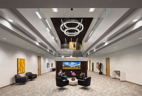 Gateway Oaks Commercial Building – Studio W Architects