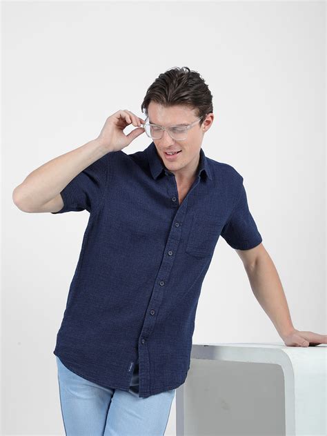 Buy Men's Solid Blue Regular Fit Shirt Online | Numero Uno