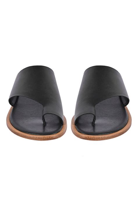 NETHI Padded Toe-Ring Flats | JVAM