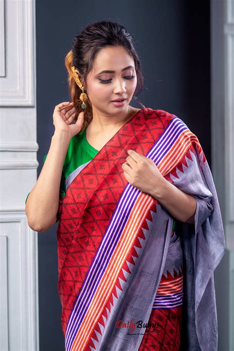 Red Block Printed Silk Mark Certified Bishnupuri Silk Sarees – Dailybuyys