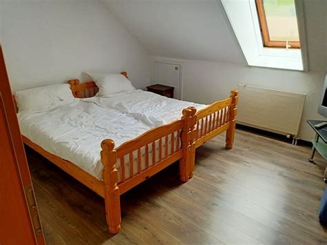 HOTEL & RESTAURANT TASSONE ZUM LOWEN (Tengen) - Guesthouse Reviews ...