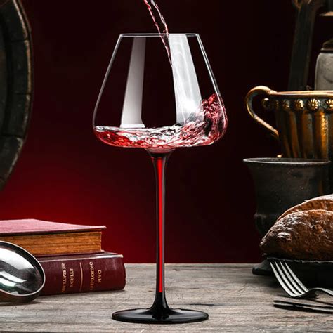How to Choose the Best Wine Glass: A Beginner's Guide – Smokey Cocktail