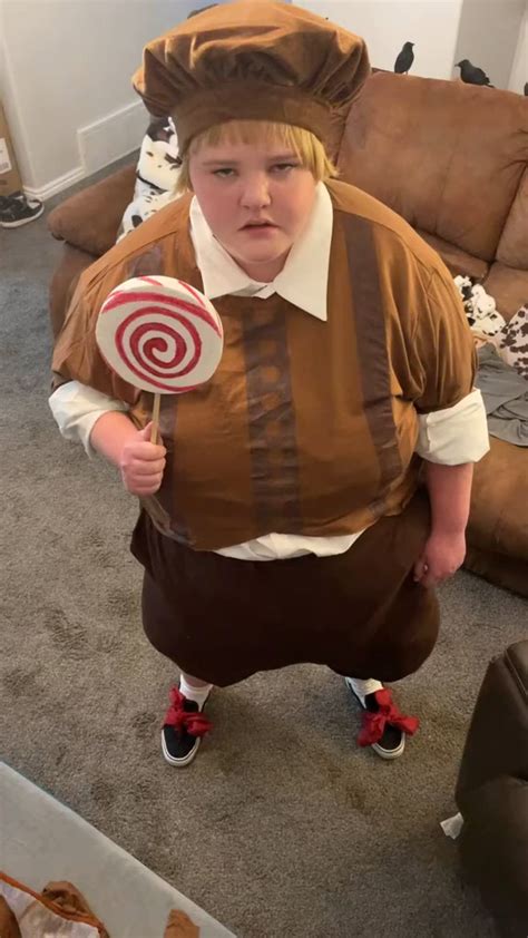 Pin by James Davis on funny memes pins | Funny costumes, Halloween ...