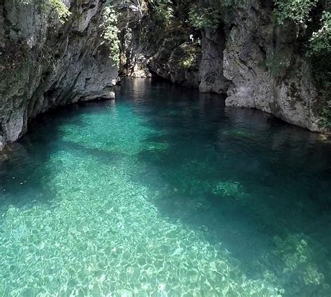 Blue John Canyon Underground Lake