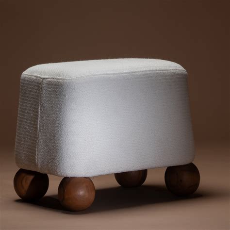 Shop Stylish Pouffes & Pouf Seats in India