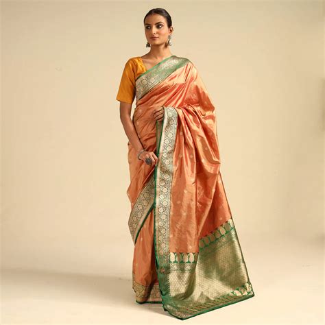 10 Handmade Sarees & Dresses for Republic Day