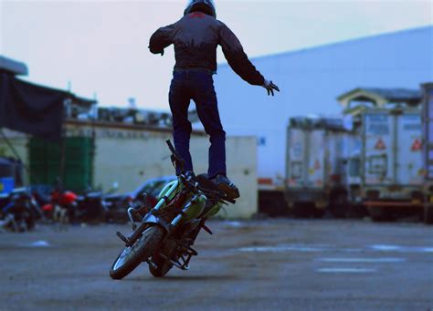 A Stunt Biker’s Struggle To The Top
