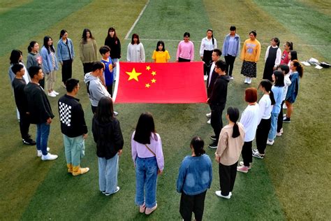 社交媒体时代，中国政府如何让年轻人变得爱国 - 纽约时报中文网