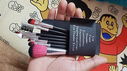 RONZILLE Mini Brush Kit With a Storage Box- black, set of 7 : Amazon.in ...