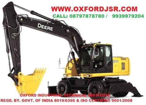 POCLAIN OPERATING JCB OPERATING MOBILE CRANE OPERATING INDIA ...