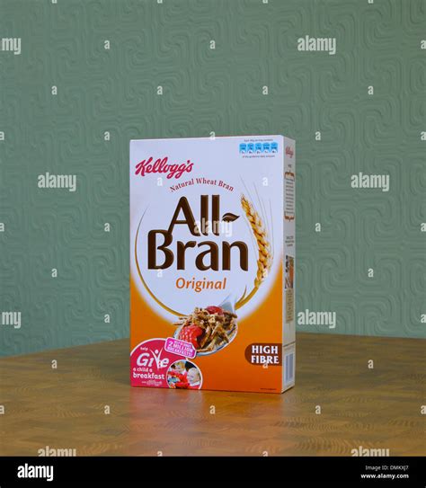 Box of Kellogg's All Bran original natural wheat bran Stock Photo - Alamy