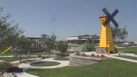 A look at the newly reopened Green Acres Mini Golf Course | newswest9.com