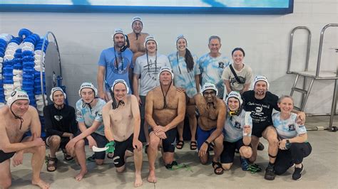 Underwater Hockey 的图像结果